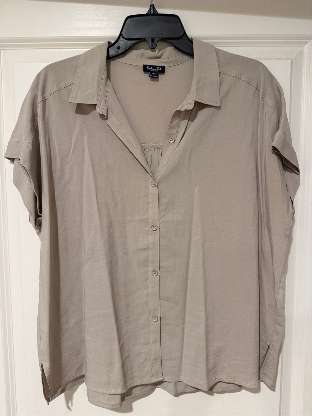 Splendid Neutral Beige Short Sleeve Top with Navy Label